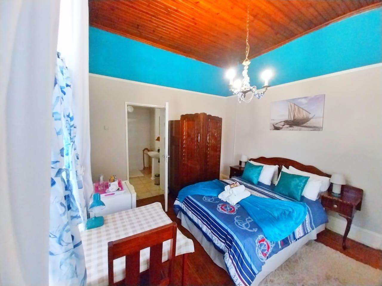 Bun Clody Manor - Guest House & Coffee Shop Hanover Room photo